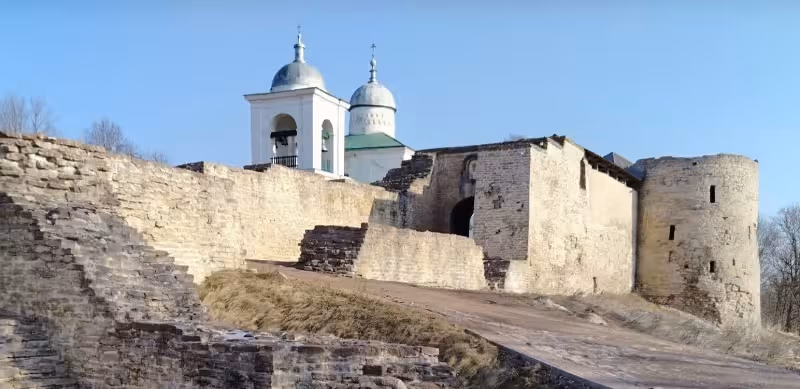 В псковском музее тестируют экскурсионный маршрут для слабовидящих